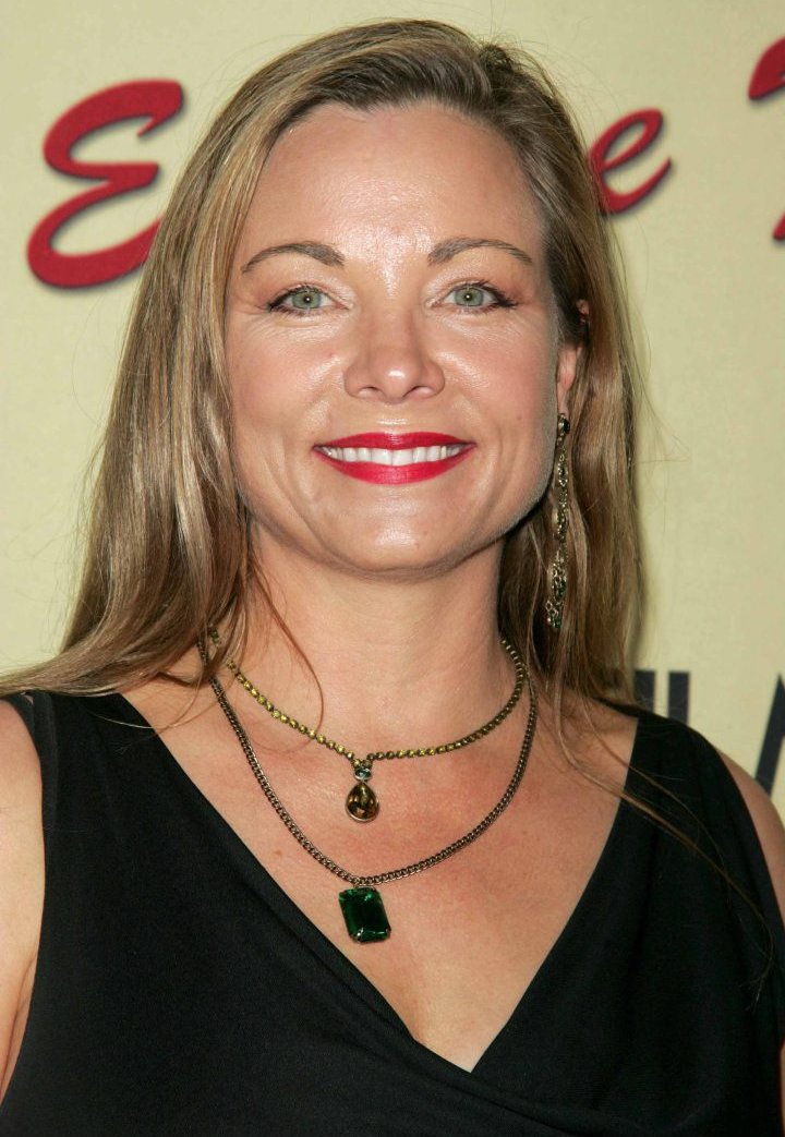 Theresa Russell cnp