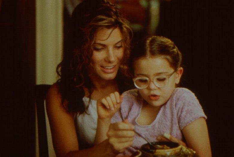  Hope Floats : Sandra Bullock, Harry Connick Jr., Gena Rowlands,  Mae Whitman, Michael Par, Cameron Finley, Kathy Najimy, Bill Cobbs, Connie  Ray, Mona Lee Fultz, Sydney Berry, Rachel Snow, Forest Whitaker